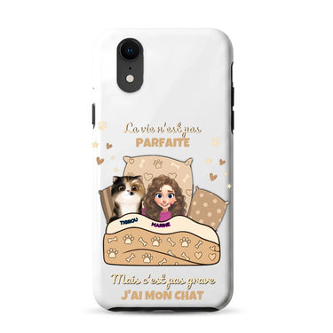 Coque iPhone antichoc personnalisée « J'ai mon Chat » — avatar femme et chat, aperçu 1