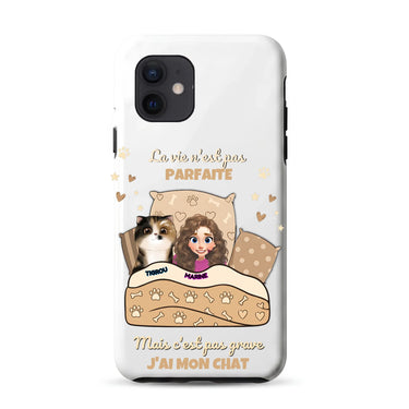 Coque iPhone antichoc personnalisée « J'ai mon Chat » — avatar femme et chat, aperçu 3