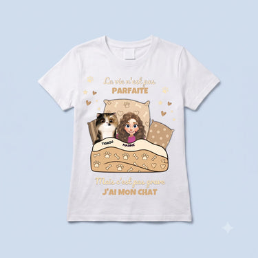 6. Flat lay t shirt personnalisé blanc 